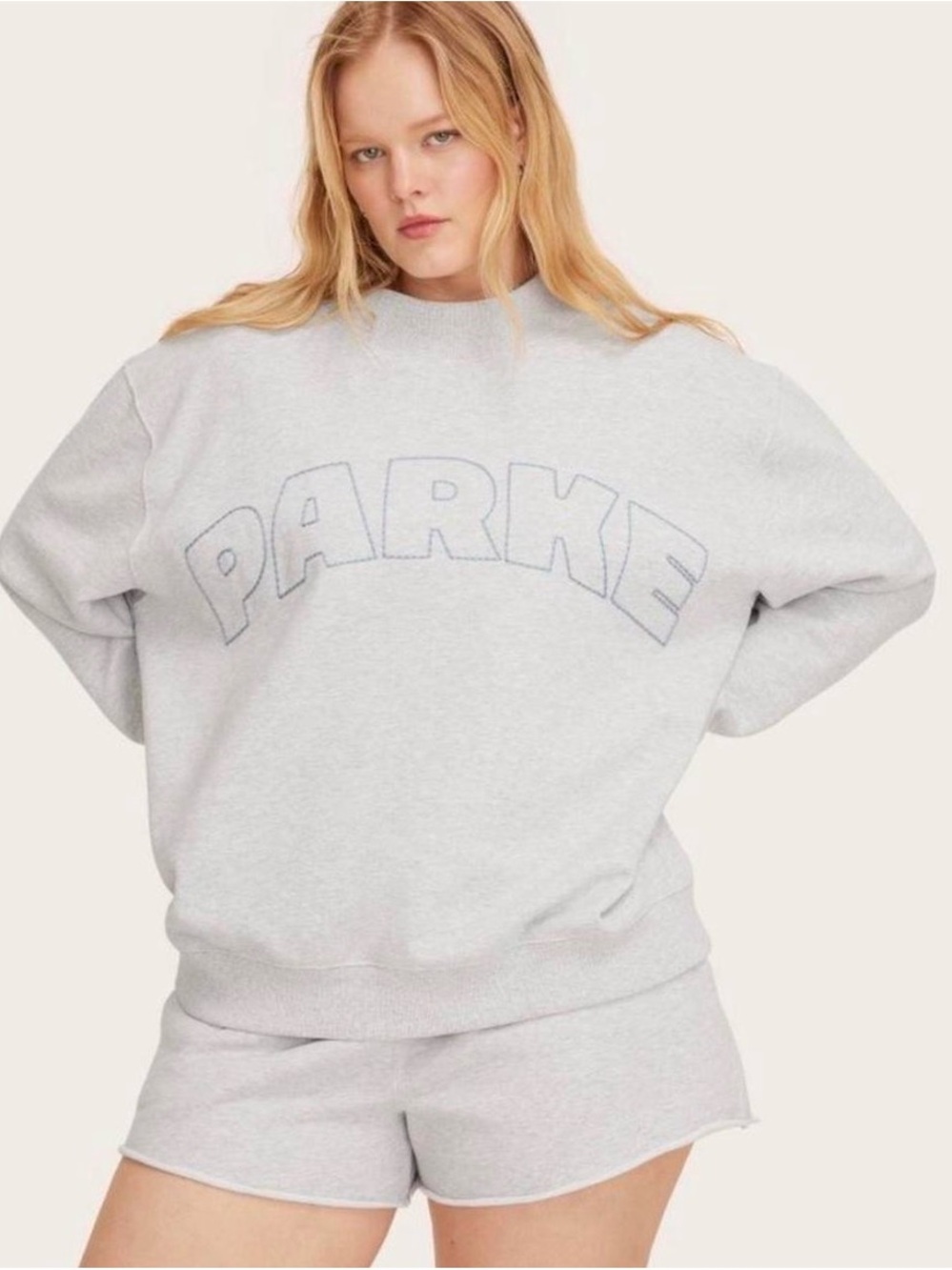 Parke Women's Light Gray Crewneck Sweatshirt